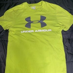 Under Armour T shirt